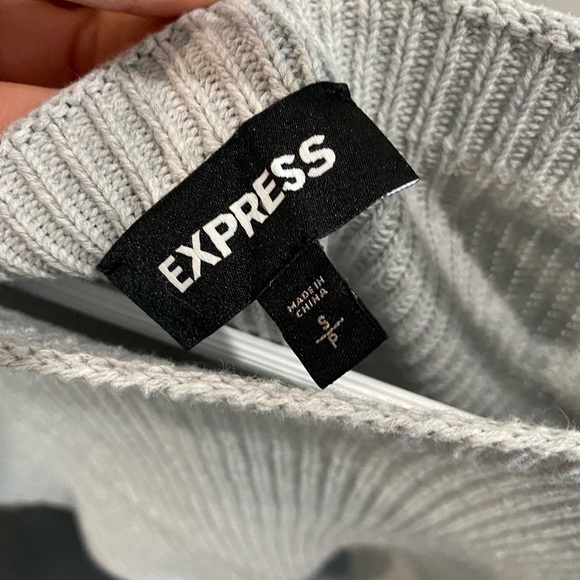 Express off the shoulder ruffle sleeve sweater size small - Picture 3 of 4